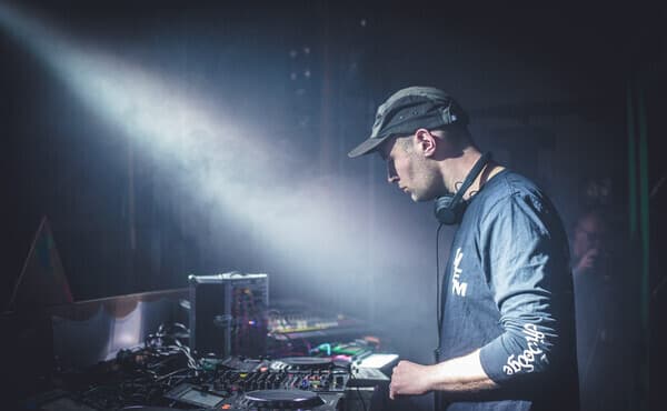 dj